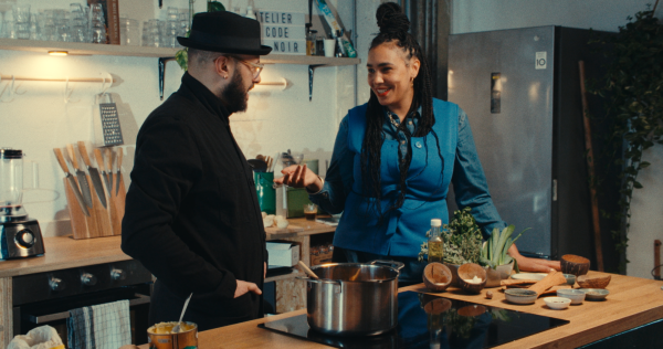 Image Lelani Lewis over curry, de diaspora en het belang van toko’s: ‘het is een plek van herkenning en verbinding’