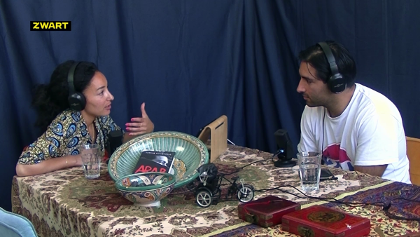 Image Rouwrituelen in Iran ‘Toen we aankwamen in Iran bleek mijn moeder al een week overleden te zijn’